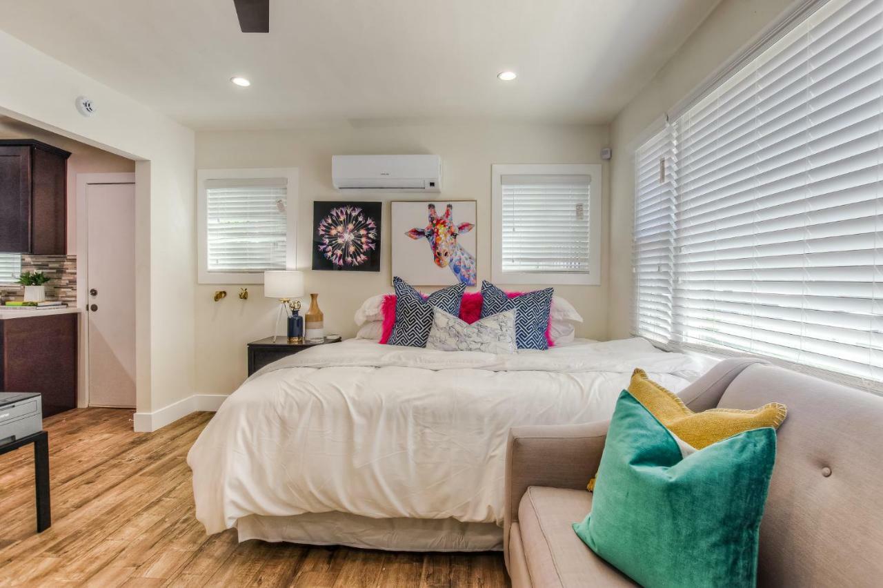 Long Beach Studio Suites Экстерьер фото